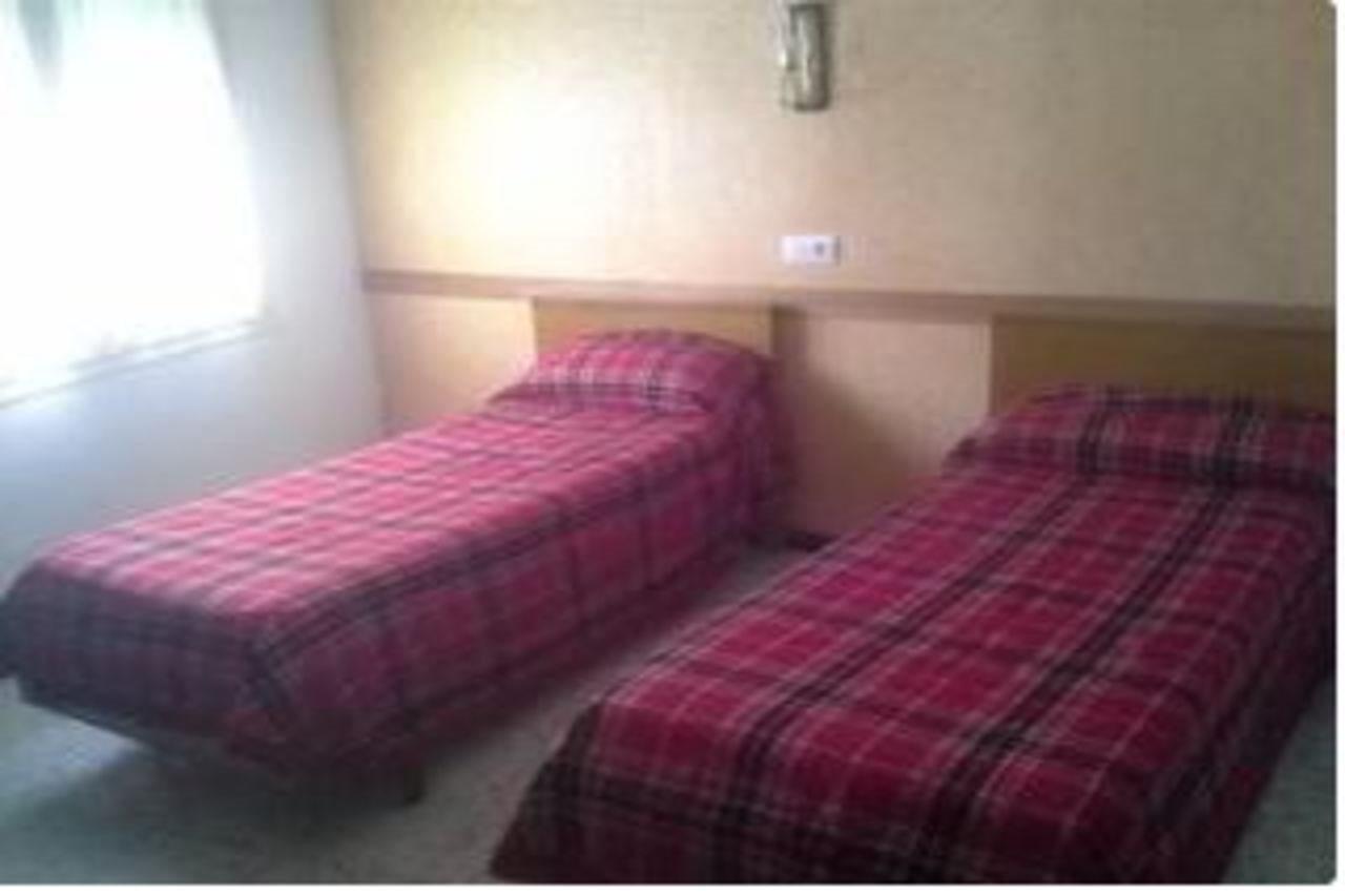 Neptuno Hostal Lloret de Mar Luaran gambar