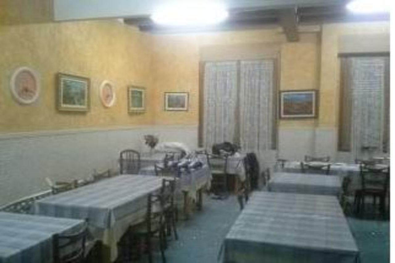 Neptuno Hostal Lloret de Mar Luaran gambar